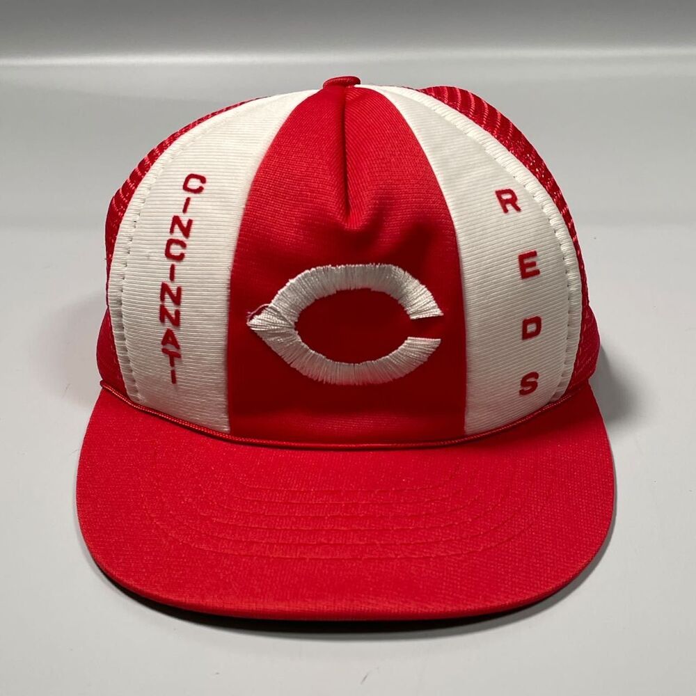 VTG Cincinnati Reds Hat Snapback Mesh Cap MLB Baseball Universal Industries M/L